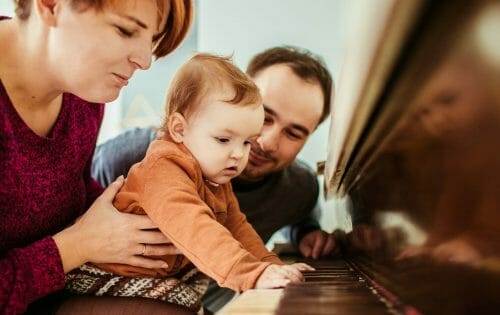 Music benefits in early childhood